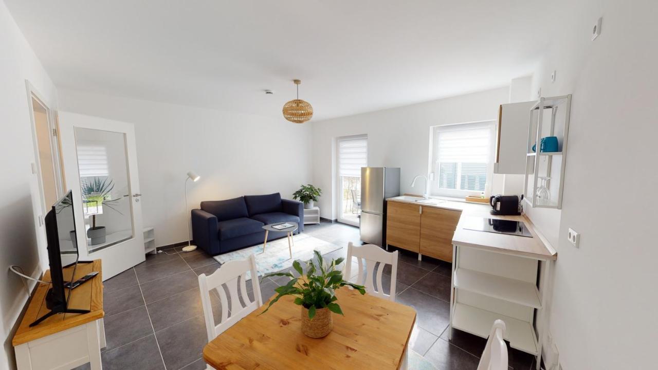 Travel Art Boardinghouse Aparthotel Neuruppin Buitenkant foto